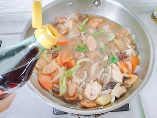 22、秋冬大锅菜,出锅前，滴几滴醋，味道更好。