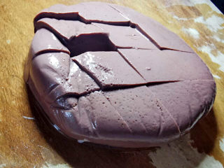 10、部队火锅,鸭血切块