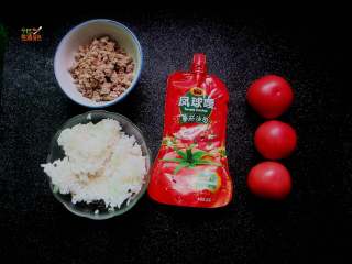1、抖音爆红的海底捞番茄牛肉饭,准备食材