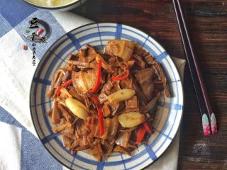 9、农家小煲笋,下饭就靠它