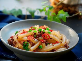 12、肉末粉皮,装盘，好下饭啊