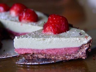 33、抹茶草莓挞(Matcha Strawberry Tart),就能看到完美的3层，好吃！（快点做给朋友看看你的手法吧????）