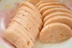 5、香酥虾滑,取下保鲜袋切厚片备用