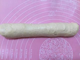 7、致高考——书形记忆面包,卷起，收口朝下。