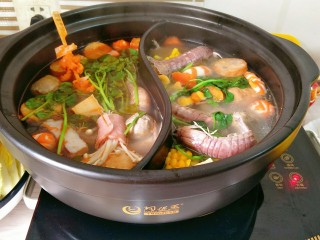 22、酸汤鱼火锅&骨汤火锅,撸起袖子涮起来……