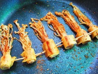 14、豆皮卷金针菇,我的公众号:个性胜过姿色，关注后，在做菜过程中有任何疑问，都可以咨询