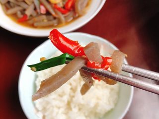 9、泡椒魔芋丝,来一口？