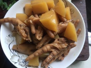 9、肉蟹煲,捞出备用