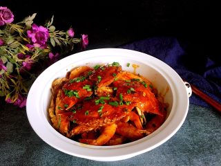 17、肉蟹煲,成品图