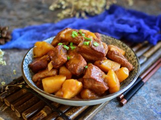 16、红烧土豆排骨,成品图