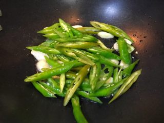 6、超满足便当（23）,下青椒  加盐 炒散