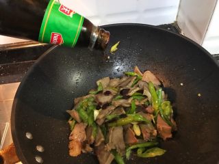 10、超满足便当（23）,翻炒出香味 加少许耗油炒匀即可出锅