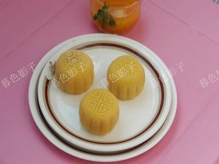 11、果汁冰皮月饼,