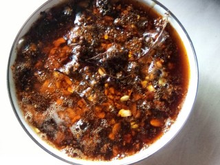 17、坚果牛肉香辣酱,坚果牛肉香辣酱做好。