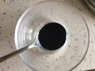 10、电饭锅煲仔饭,生抽3勺