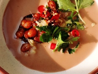 12、自制火锅,做个蘸料蝶