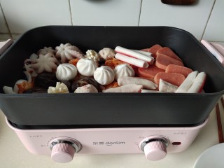 11、家常韩式部队锅,放火锅鱼丸