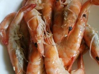 5、冬阴功汤,颜色变红马上出锅。