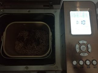 10、自制牛肉松,一个程序不满意可以再重复一个肉松程序,到满意为止。