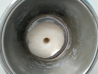 6、趣味馒头,发好的白面团