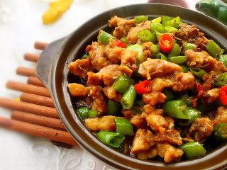 11、四川+双椒兔,麻辣鲜香,非常美味!