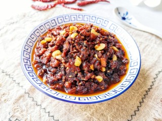 15、香菇牛肉酱,看得见的菌菇牛肉粒，大赞。