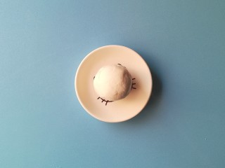 8、#冬至#花生芝麻汤圆,揉成光滑的面团