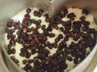 12、重阳糕,撒一层蜜红豆。