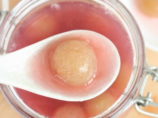 15、这款葡萄罐头自带仙气，超梦幻！,一口一个，好看又好吃！