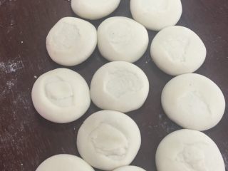 10、专业版芹皇烧卖,剂子大型均匀