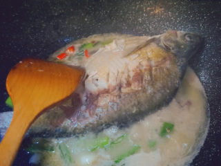 16、红烧鳊鱼,加食盐