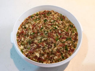 23、冬至美食  黄蘑猪肉馅水饺,馅料做好了备用