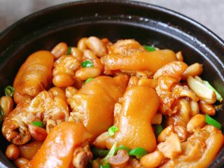 9、【私房菜】土匪猪脚煲,成品。