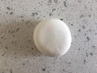 10、猫爪小汤圆,揉成团稍微压扁