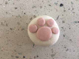12、猫爪小汤圆,沾上小脚丫