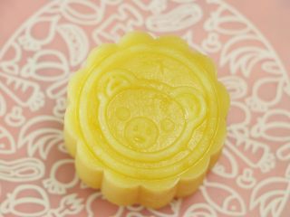 12、冰镇绿豆糕,压出形状即可