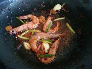 11、麻辣香锅,炒至变色