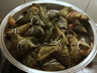 15、红豆粽子,时间到了  全部熟透