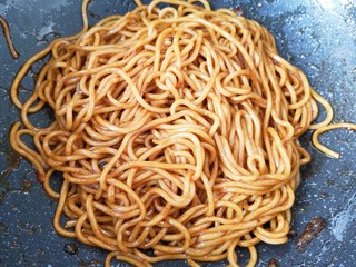 14、猪油拌面,猪油拌面做好啦！