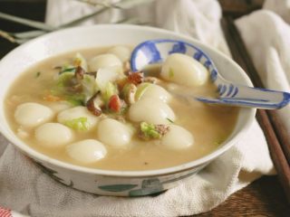 21、肉菜咸汤圆2,趁热吃哦。