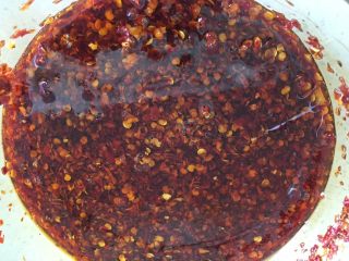 17、油泼辣子（辣椒油）,放凉