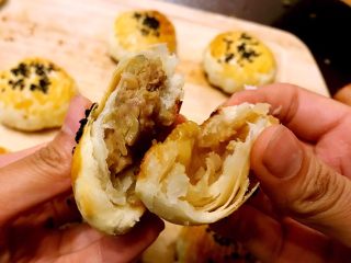 24、鲜肉榨菜烤包子,大功告成!超级香