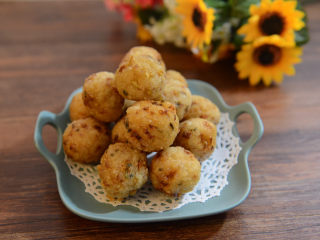 13、糯米肉丸子,成品图。