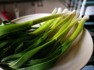 7、无法拒绝的下饭菜～回锅肉,青蒜洗净