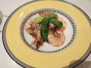 26、番茄火锅,可以用蘸料吃。