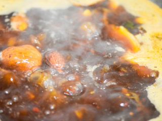 13、风干羊肉火锅,大火煮开，中火煮1小时。