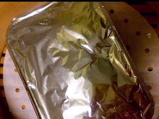12、自制午餐肉,用锡纸封住