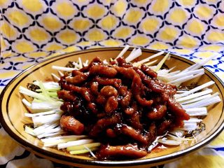 21、京酱肉丝,所以我又倒盘，换了他所谓的传统风格