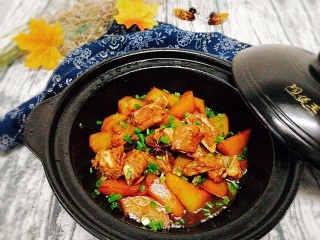 23、圆土豆+土豆烧排骨,成品图