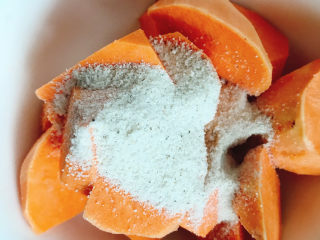 10、粉蒸肉,撒上米粉